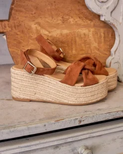 Polin et moi Sandalia Plataforma Yasemin